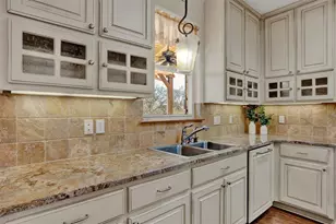 5300 Lookout Ridge Dr, Marble Falls, TX 78654 - Photo 23