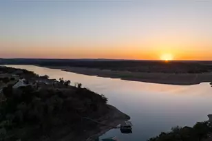 5300 Lookout Ridge Dr, Marble Falls, TX 78654 - Photo 13