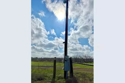 1118 County Road 447, Waelder, TX 78959 - Photo 27