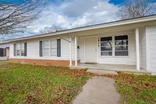 1910 S 13th St, Temple, TX 76504 - Photo 3