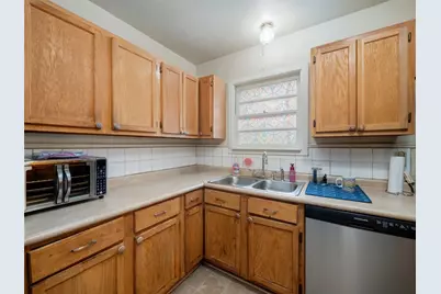 1910 S 13th Street, Temple, TX 76504 - Photo 9