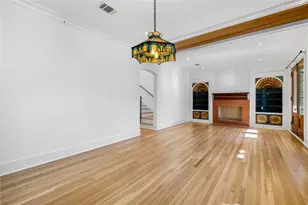 702 W Gibson St, Austin, TX 78704 - Photo 9