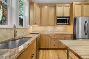 702 W Gibson St, Austin, TX 78704 - Photo 15