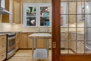 702 W Gibson St, Austin, TX 78704 - Photo 13