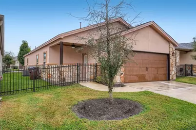 2800 Joe Dimaggio Boulevard #35, Round Rock, TX 78665 - Photo 11