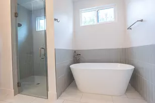 1301 Minnie Dr, Austin, TX 78732 - Photo 19
