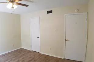 4908 Barkbridge Trail, Austin, TX 78744 - Photo 11