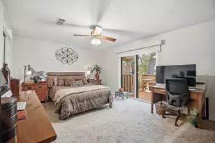 49 Oaks Pl, Lago Vista, TX 78645 - Photo 9