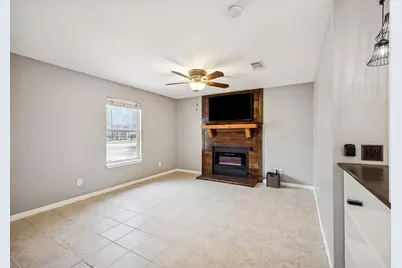 114 Upola Court, Bastrop, TX 78602 - Photo 5