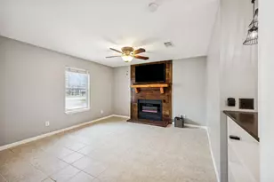 114 Upola Ct, Bastrop, TX 78602 - Photo 5