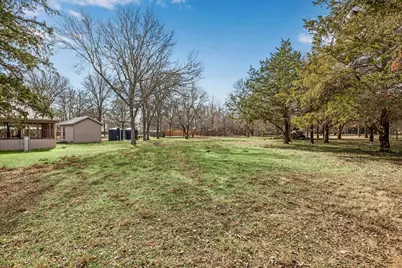 114 Upola Court, Bastrop, TX 78602 - Photo 33