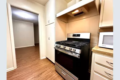 607 Bellevue Place #A, Austin, TX 78705 - Photo 7