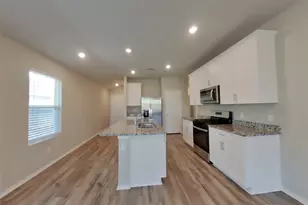 5108 Saddle Clb Dr, Georgetown, TX 78626 - Photo 5