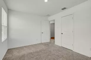 420 Halfmoon Dr, Lockhart, TX 78644 - Photo 25