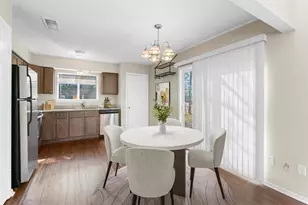 2408 La Casa Dr, Austin, TX 78704 - Photo 9