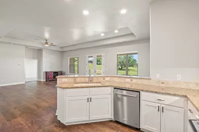 129 Hi Valley #B, Horseshoe Bay, TX 78657 - Photo 5