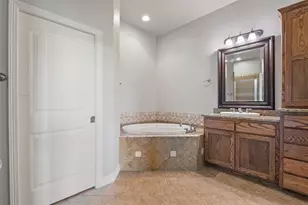 129 Hi Valley, Horseshoe Bay, TX 78657 - Photo 23