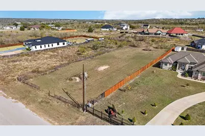 154 Burrobrush Street, Niederwald, TX 78640 - Photo 7