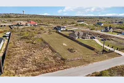 154 Burrobrush Street, Niederwald, TX 78640 - Photo 3