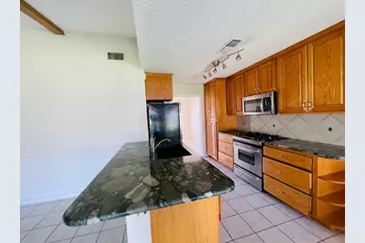 2206 Kenbridge Drive, Austin, TX 78757 - Photo 15