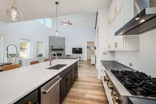 138 Yellow Bell Run, Dripping Springs, TX 78620 - Photo 9