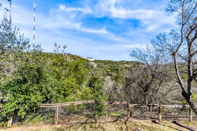2717 Trail Of The Madrones, Austin, TX 78746 - Photo 3