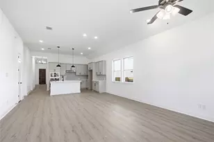 619 Breeze Hollow Ln, Georgetown, TX 78628 - Photo 9