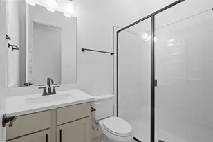 619 Breeze Hollow Ln, Georgetown, TX 78628 - Photo 23