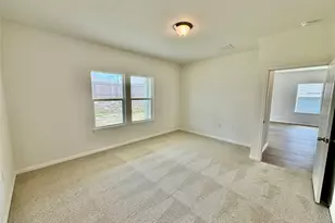 5017 Stockton Ln, Del Valle, TX 78617 - Photo 3