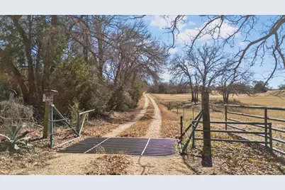 1723 County Road 305, Rockdale, TX 76567 - Photo 5