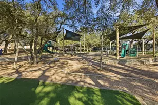 13016 Moorcroft Ln, Austin, TX 78729 - Photo 31