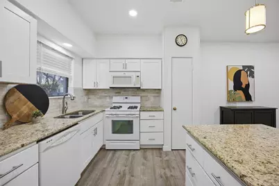13016 Moorcroft Lane, Austin, TX 78729 - Photo 13