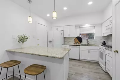 13016 Moorcroft Lane, Austin, TX 78729 - Photo 11