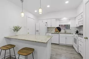 13016 Moorcroft Ln, Austin, TX 78729 - Photo 11