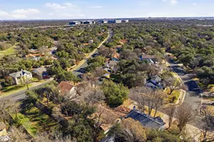 13016 Moorcroft Ln, Austin, TX 78729 - Photo 37