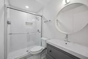 13016 Moorcroft Ln, Austin, TX 78729 - Photo 15