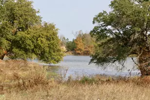 305 Gary Wayne Dr, Liberty Hill, TX 78642 - Photo 21