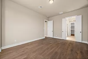 305 Gary Wayne Dr, Liberty Hill, TX 78642 - Photo 11
