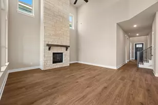 305 Gary Wayne Dr, Liberty Hill, TX 78642 - Photo 7