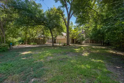 4413 Barrow Avenue, Austin, TX 78751 - Photo 3