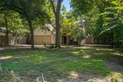 4413 Barrow Avenue, Austin, TX 78751 - Photo 3
