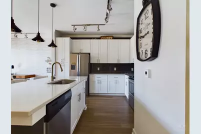 1900 Barton Springs Road #3040, Austin, TX 78704 - Photo 11