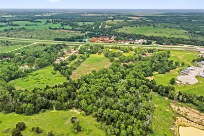 1389 Highway 290 E, Elgin, TX 78621 - Photo 17