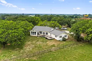 1389 Hwy 290 E, Elgin, TX 78621 - Photo 9