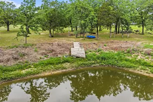 1389 Hwy 290 E, Elgin, TX 78621 - Photo 17