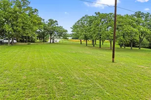 1389 Hwy 290 E, Elgin, TX 78621 - Photo 15