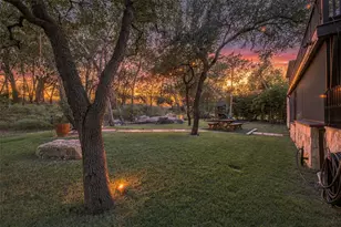 220 Clubhouse Dr, Lakeway, TX 78734 - Photo 27