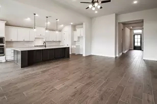 246 Melody Rd, Lockhart, TX 78644 - Photo 5