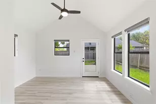 2326 Dowd Ln, Austin, TX 78728 - Photo 15