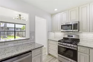 2326 Dowd Ln, Austin, TX 78728 - Photo 7